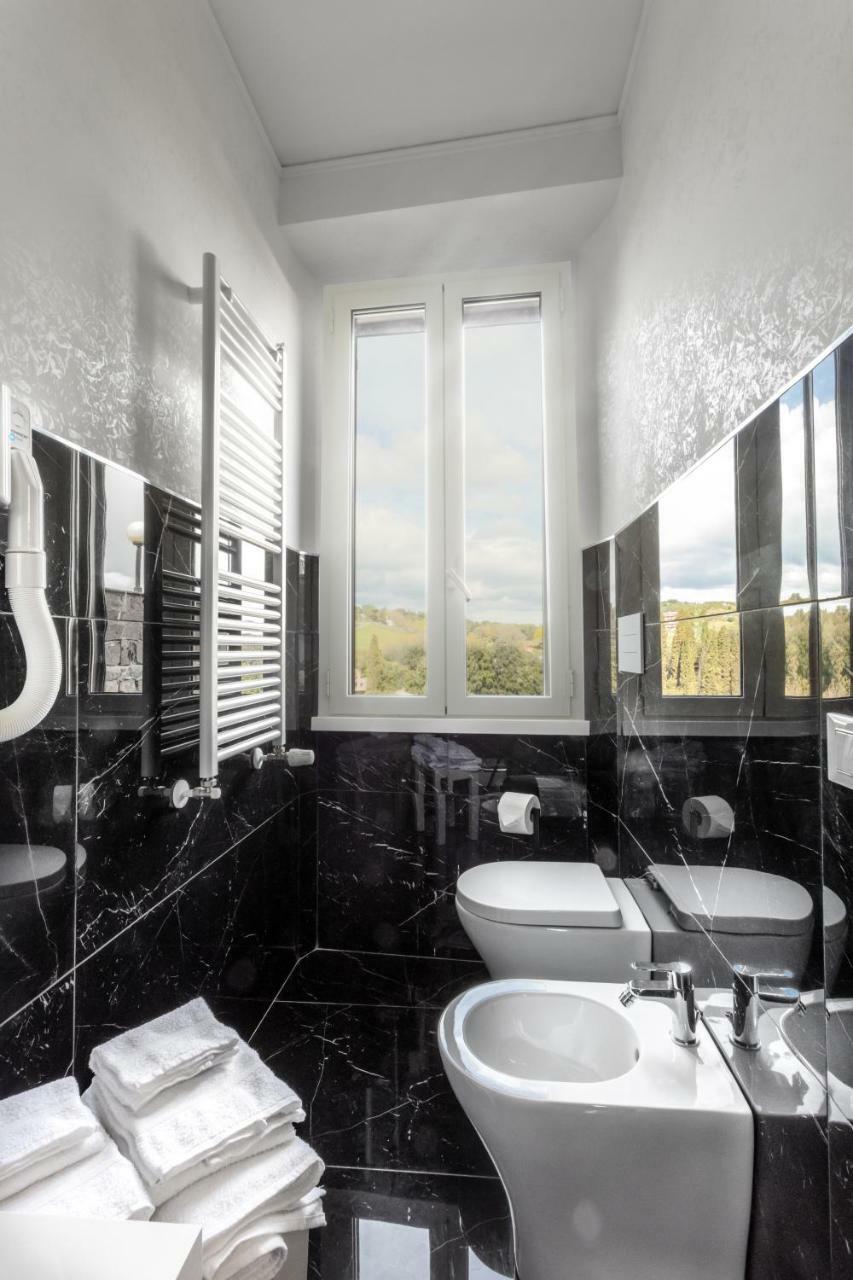 B&B Notti d'Oriente Sutri Esterno foto